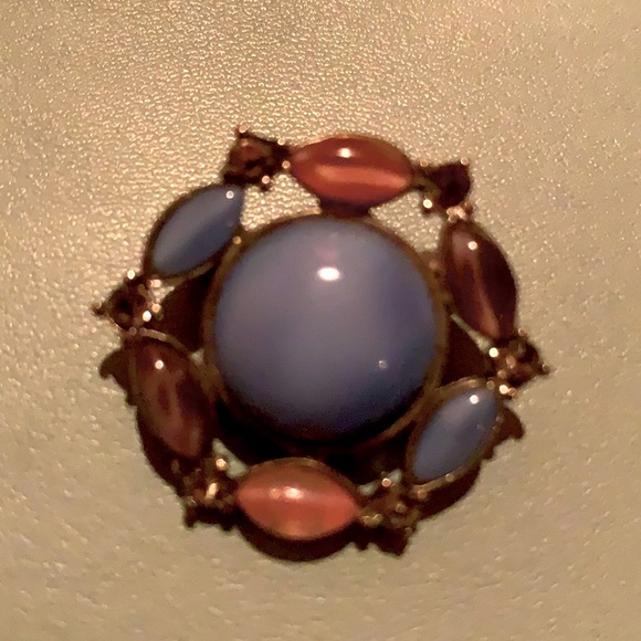 Vintage Liz Claiborne brooch with stones - Picture 1 of 3